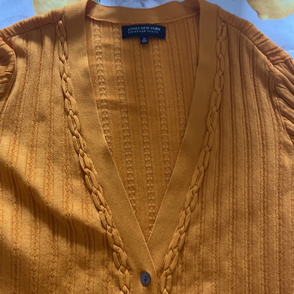 Jones New York - rayon/nylon sweater in great condition. - Picture 5 of 7